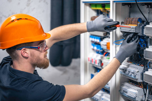 Best Circuit Breaker Repair  in Westhampton, NY